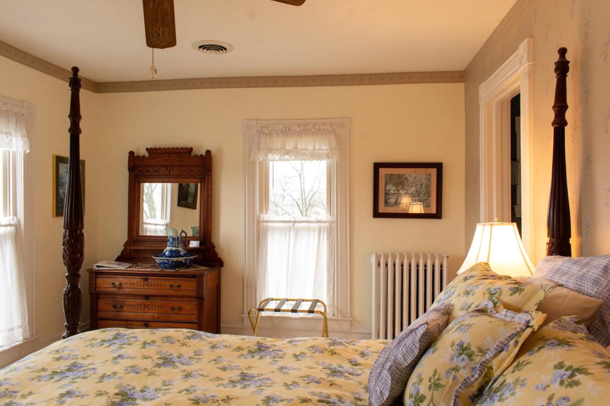 Hudson Manor Bed & Breakfast 왓킨스글렌 외부 사진