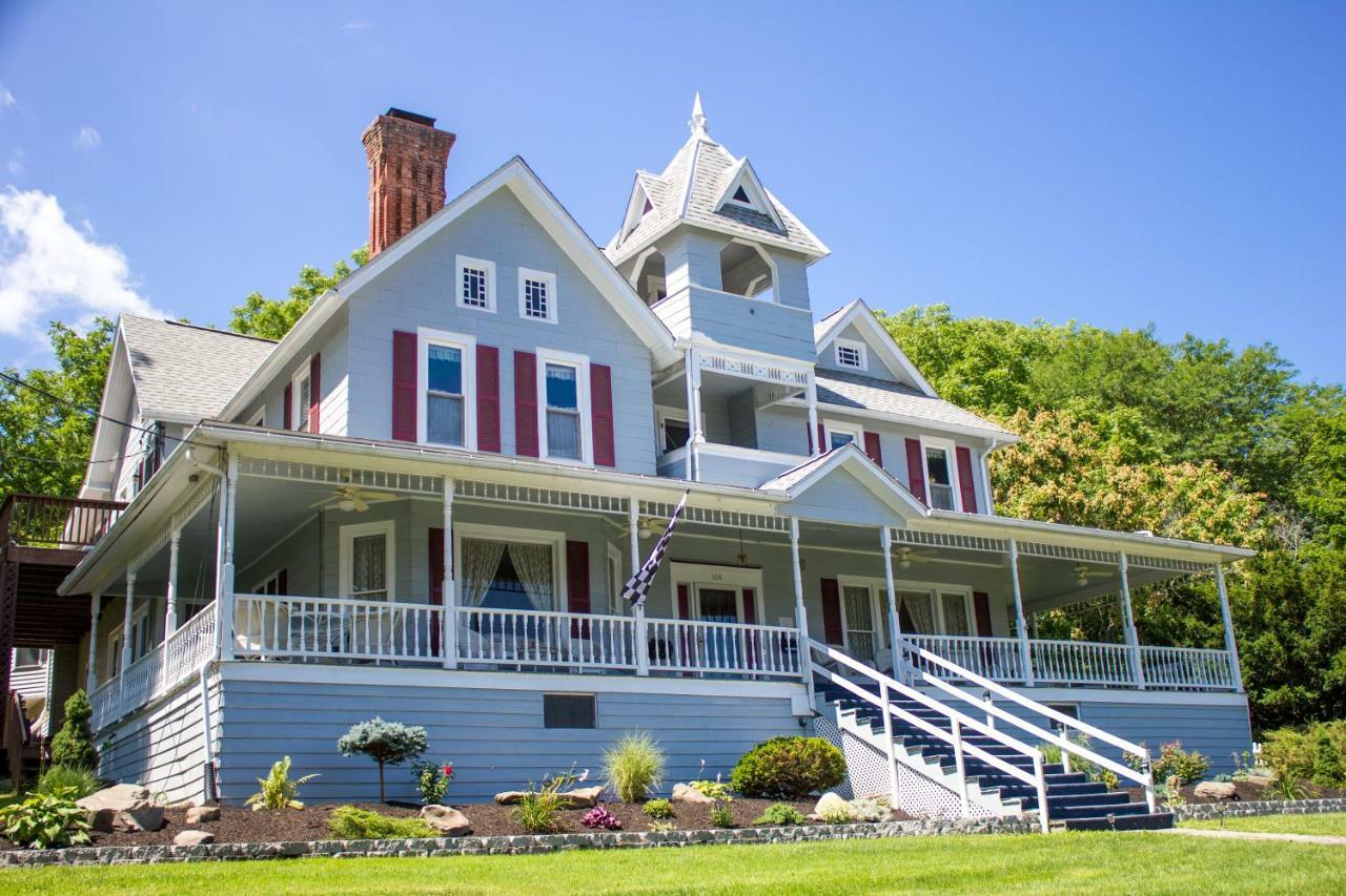 Hudson Manor Bed & Breakfast 왓킨스글렌 외부 사진